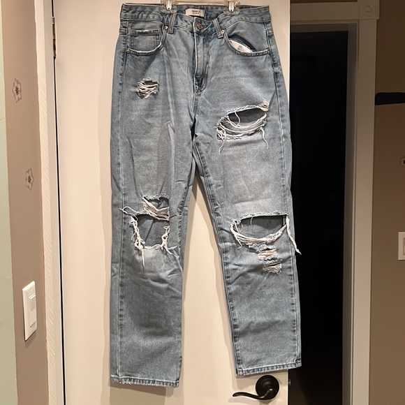 F21 Ripped Mom Jeans - Picture 7 of 7